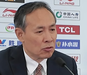 8868体育注册-胜同曦发布会！许利民直指下半场防守回暖，回应斯佩尔曼顶撞！